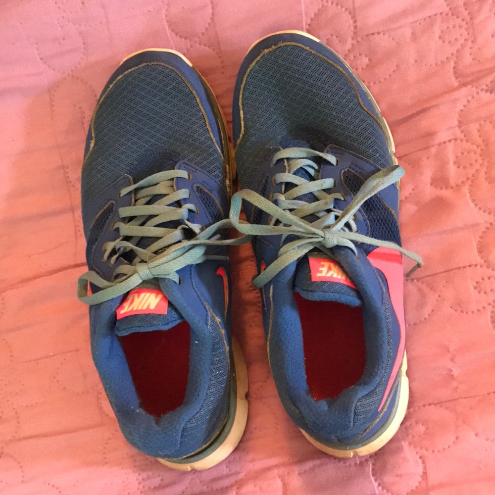 Nike Women's Athletic Shoes - Blue and Pink